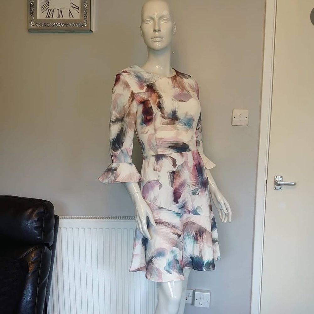 Watercolour floral dress white size 4 Tall